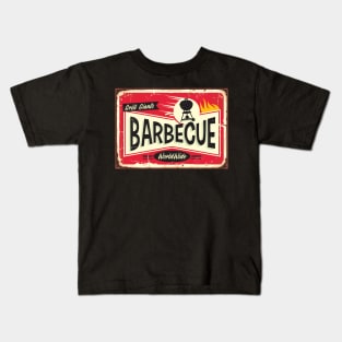 GrillGiants BBQ WorldwideV2 Kids T-Shirt